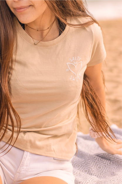 Polera "Salty but Sweet" Algodón Mujer Beige